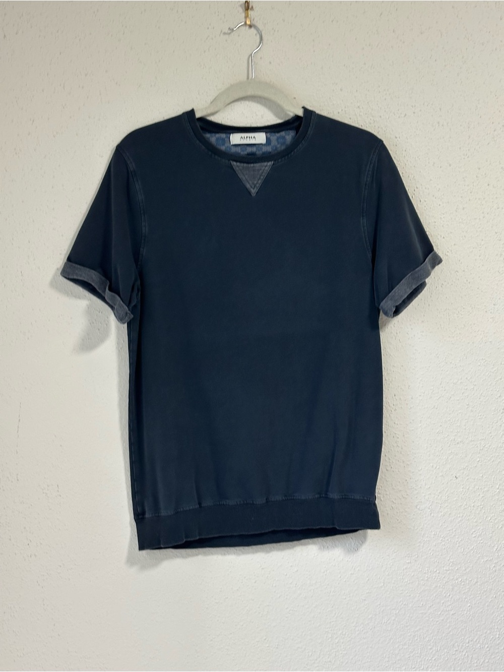 ALPHA Studios blue short sleeve top size medium good condition. Ribbed bottom